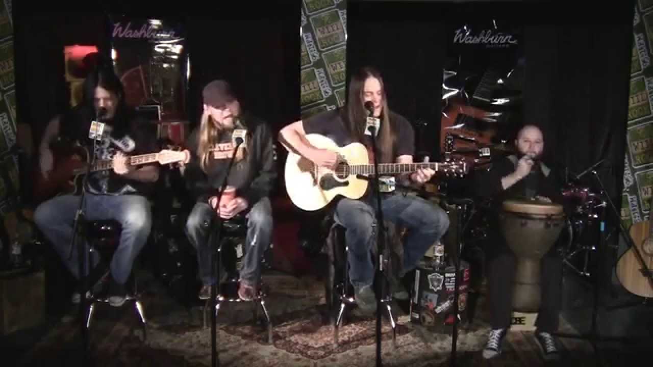 Soil - Shine On & Halo (acoustic)