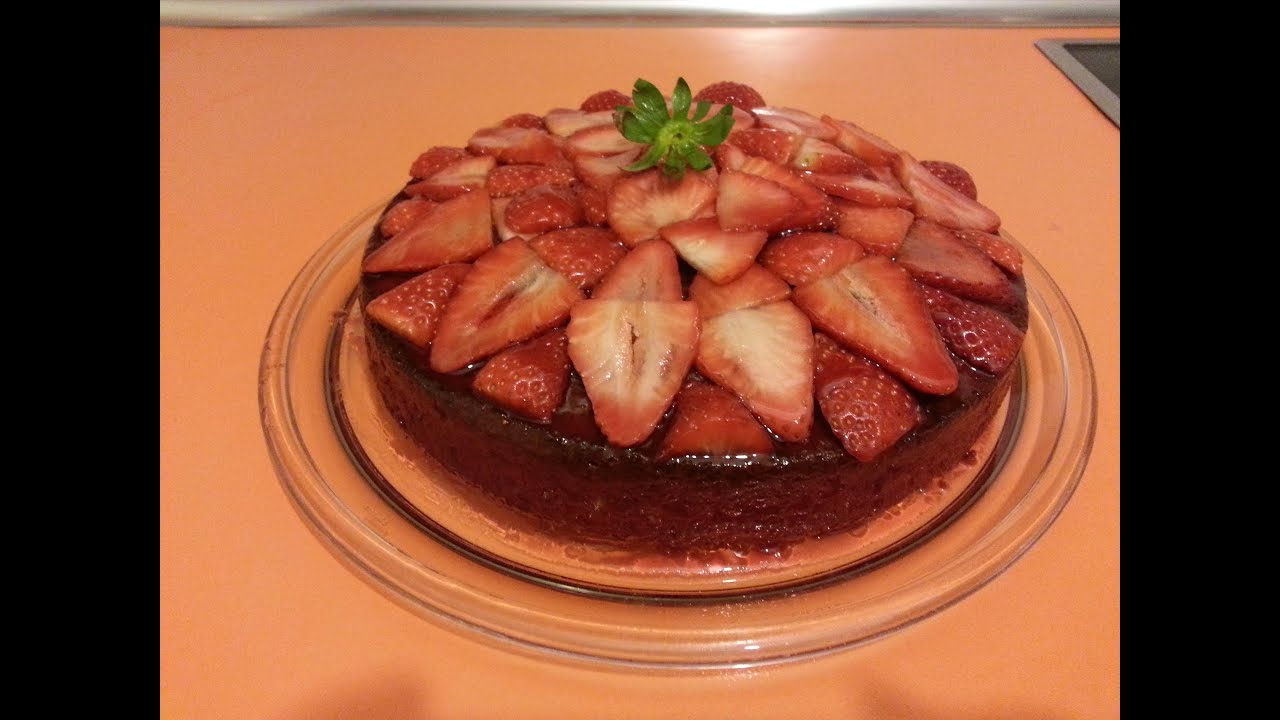 El arte de la cocina árabe - Bizcocho de yogur con toque de fresa