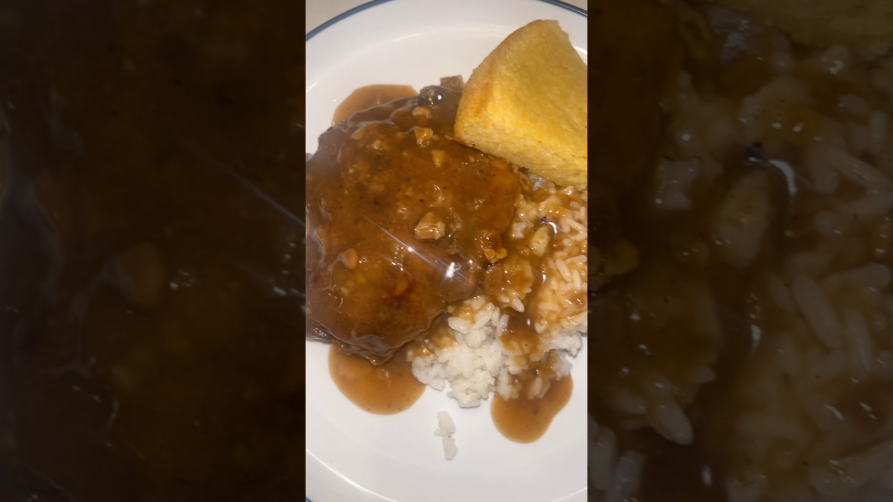 Smothered Porkchops✨ 