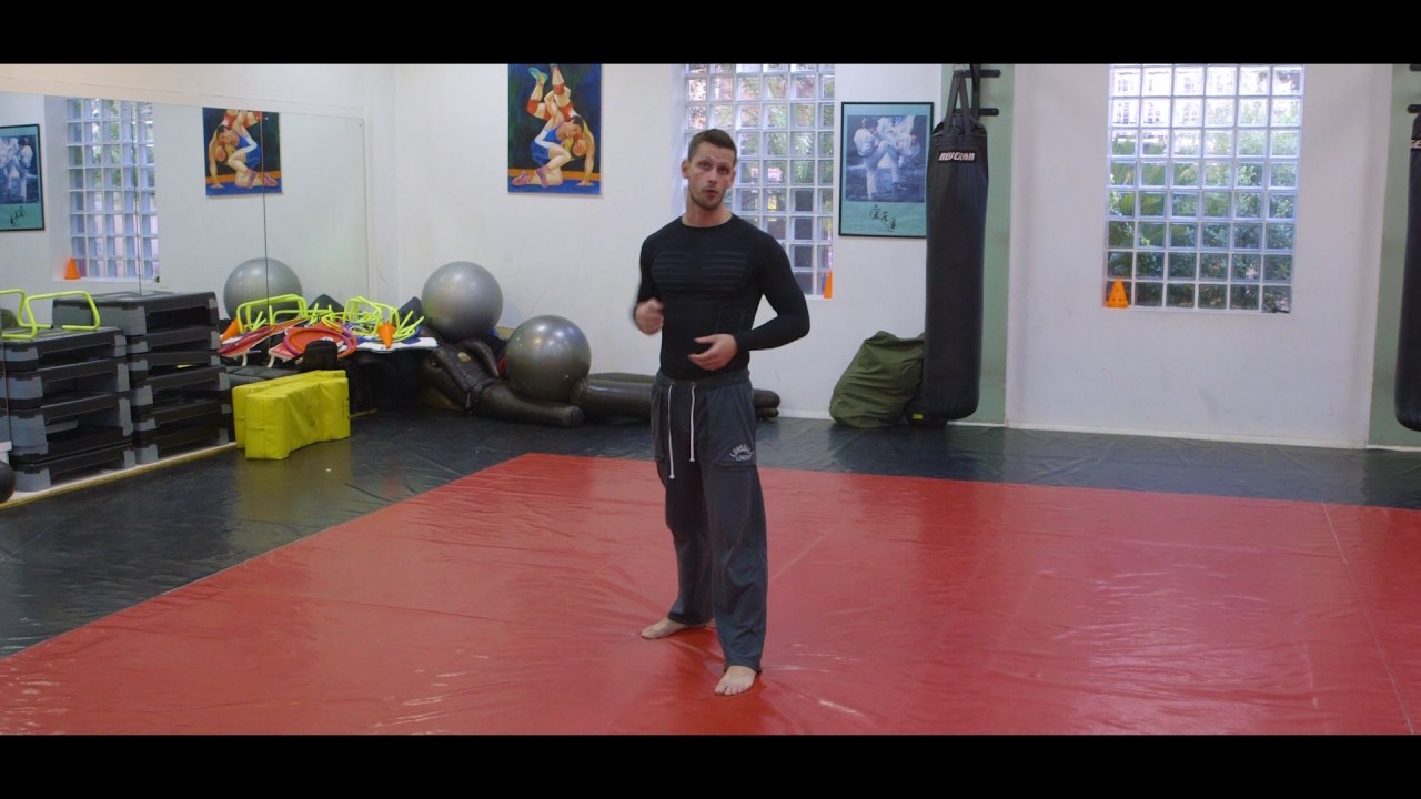 kickboxing basic techniques - reverse punch :kickboxing training
