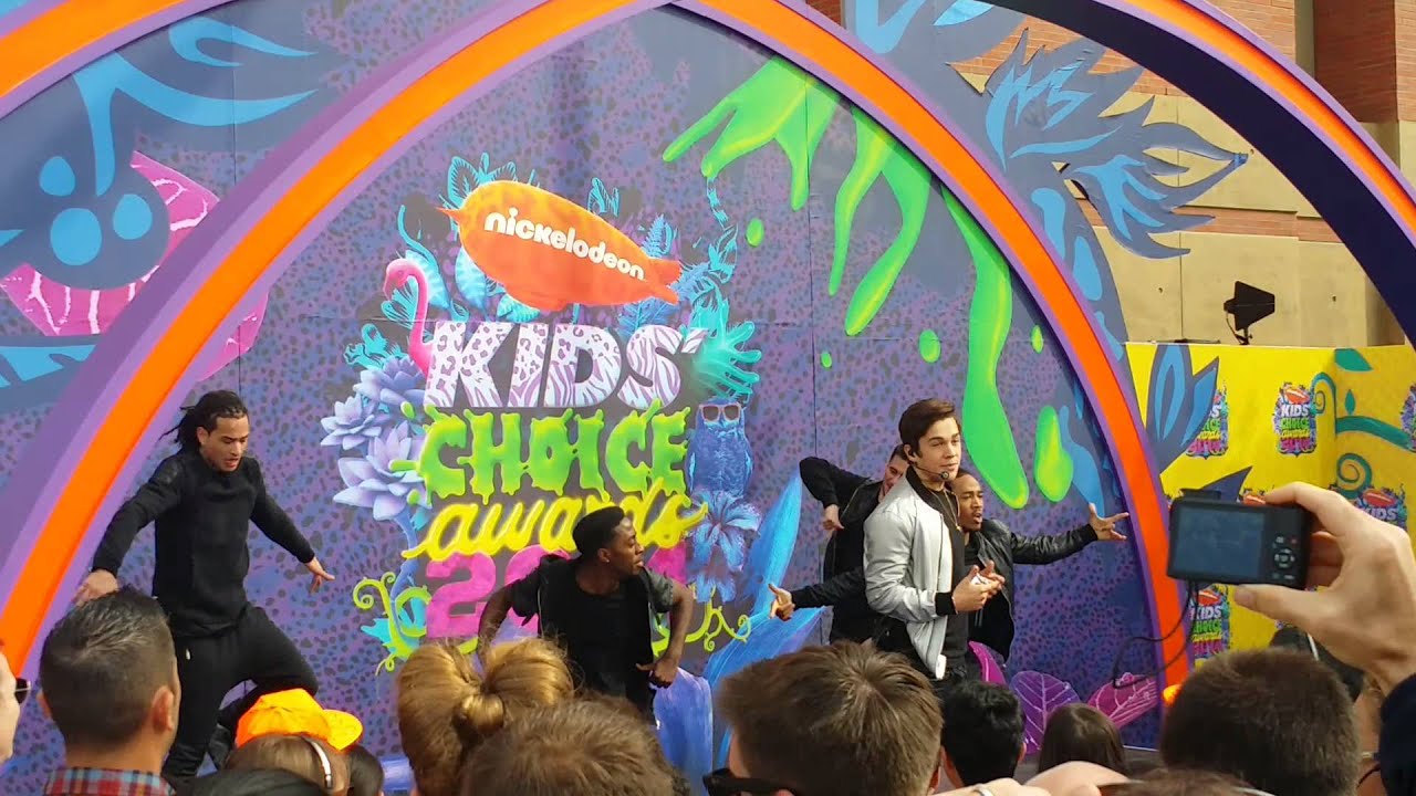 Austin Mahone - 'Mmm Yeah' - Kids' Choice Awards
