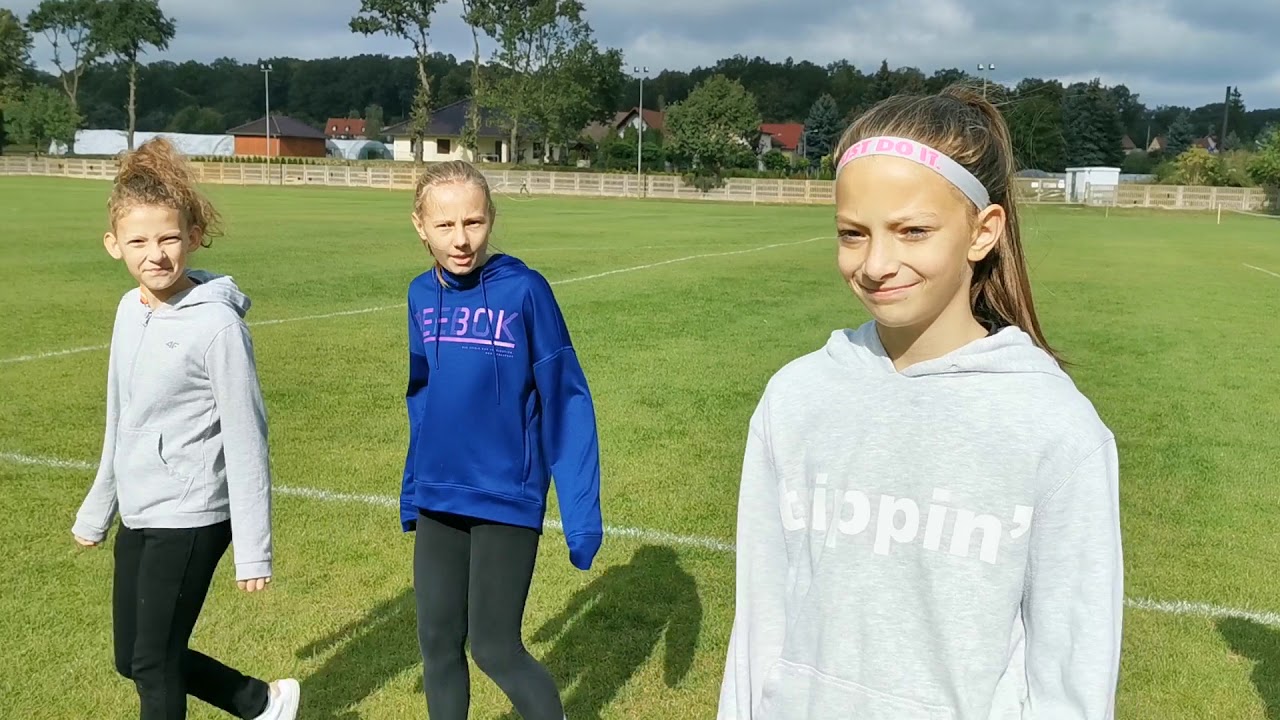 Pozdrawiamy Lekkoatletów -Nadia na Biegach Przełajowych - Sztafeta 800 metrów - Bolesławiec