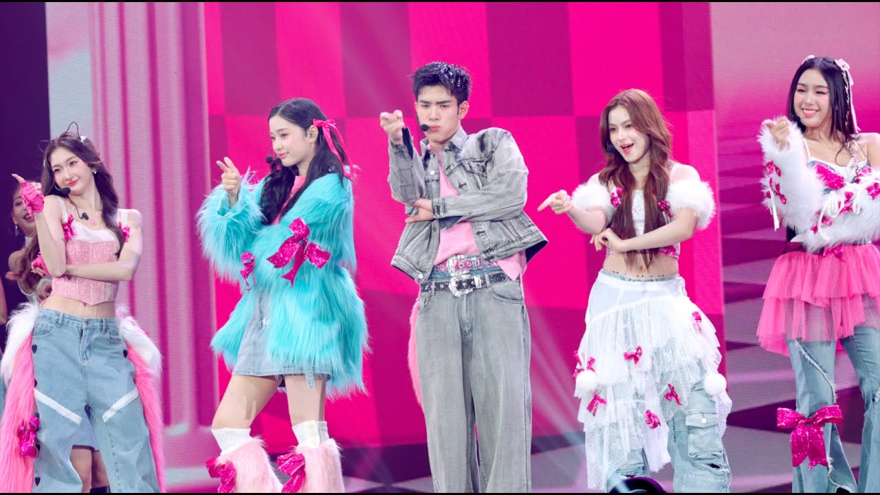 [4K] แนะนำให้เป็นแฟนเรา Fourth #GFRunTheWorldConcertD1