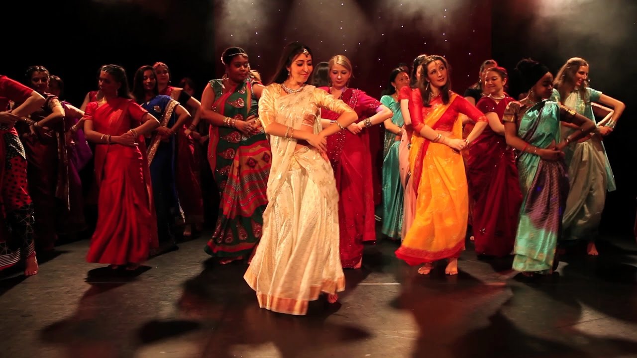 Cours de danse indienne Bollywood à Paris | Mahina Khanum | Shaadi Wali Night