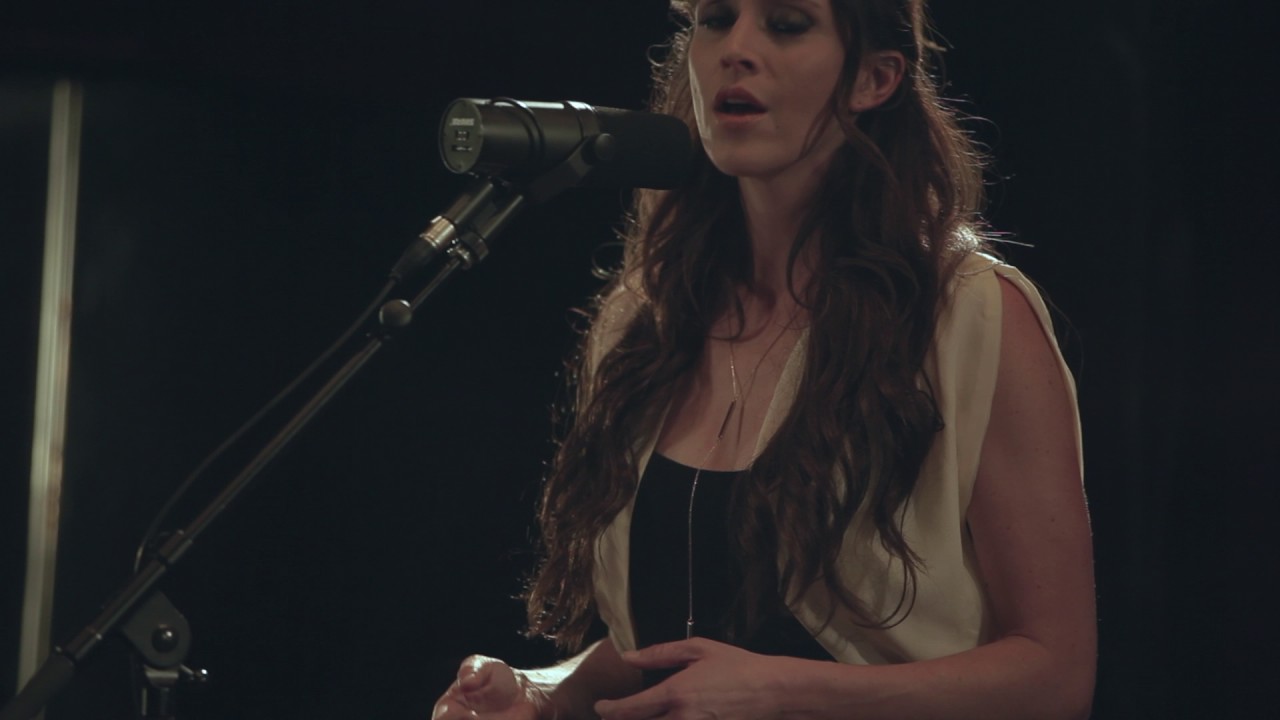 Kelleigh Bannen - 