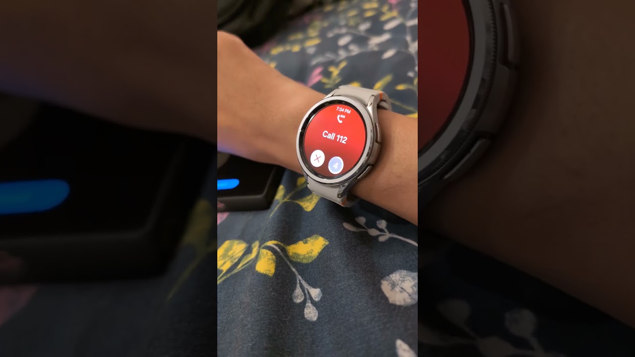 Galaxy Watch Fall Detection #galaxywatch #falldetection #tech