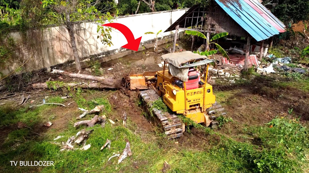 Great Job!!! LANDFILL CLEARING FOREST By Good Driver D31P DOZER Pushing SOIL, FOREST, TRUCKLOAD SOIL