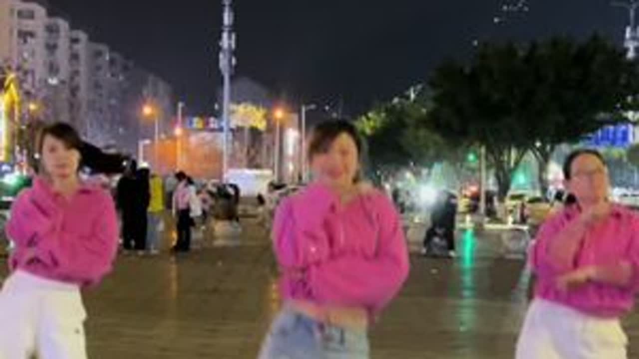 广场舞《一身傲骨值几钱》#动感十足 简单好看#爱跳舞爱生活 #坚持跳舞