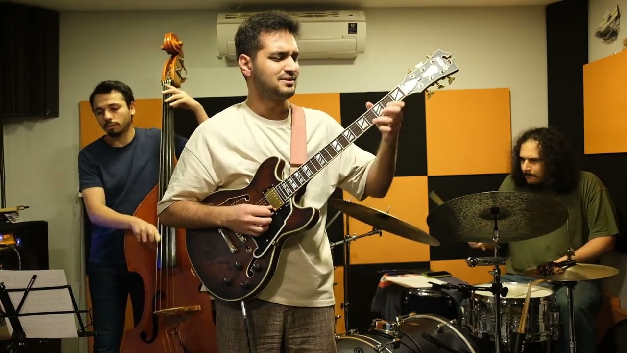 Eggmann Trio - Cyclic Episode