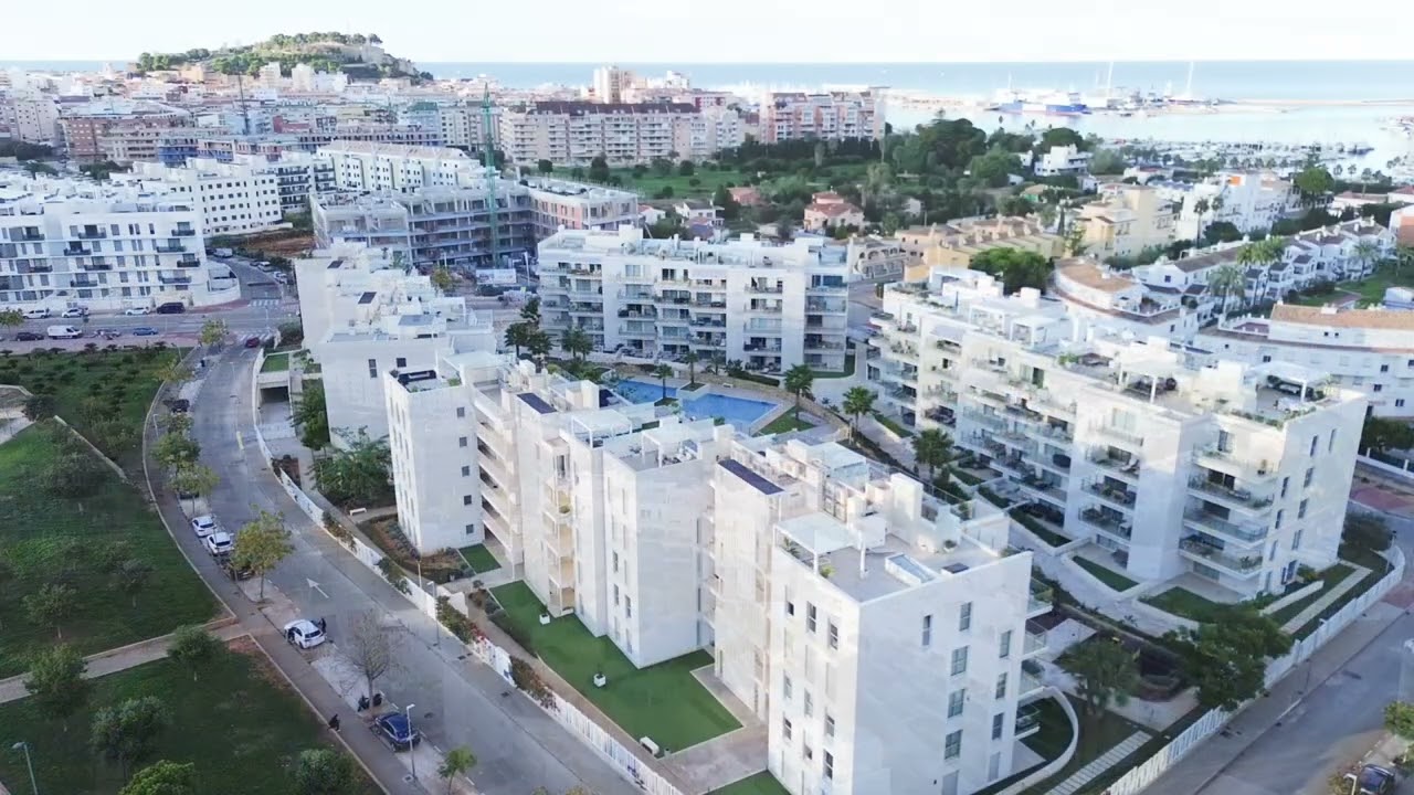 Estupendo ático en venta en Marina Real II - Dénia