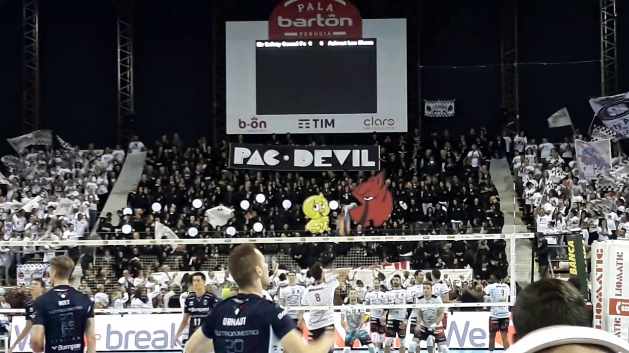 La curva dei Sirmaniaci sfida i canarini di Modena...