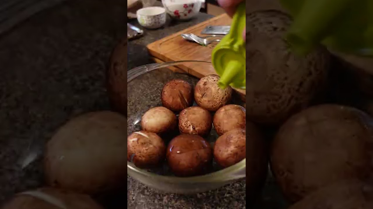 I made STUFFED CREMINI MUSHROOMS