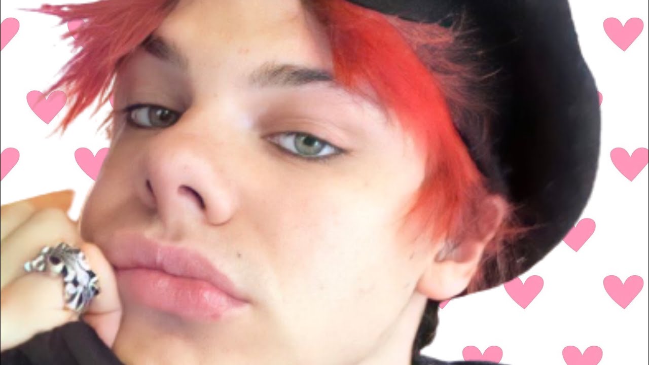 Yungblud being a little CUTIE