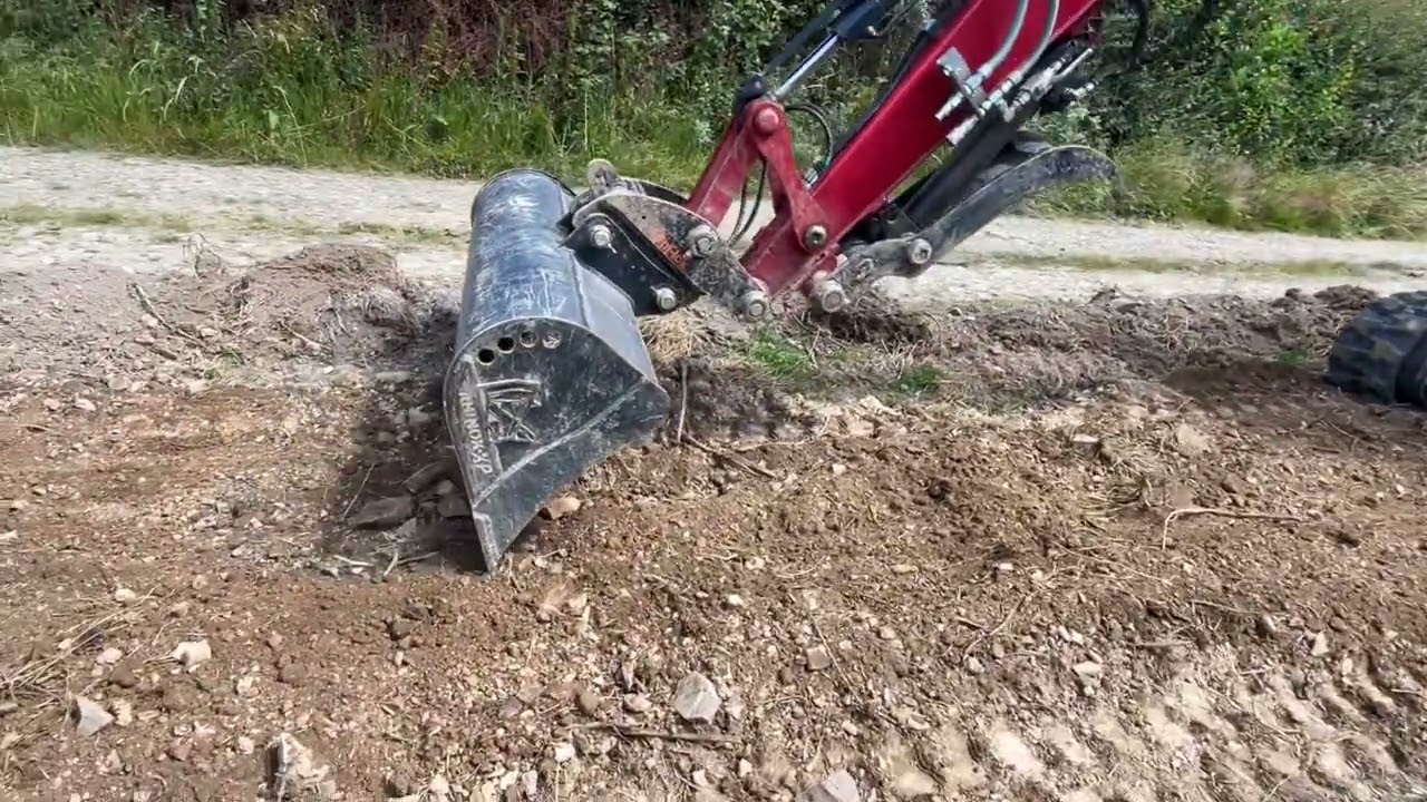 ERP Groundworks & Landscaping Yanmar Vio27-6