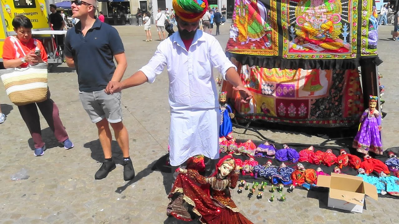 Indiase Marionetten op de Dam /  Ratha Yatra Amsterdam 2025