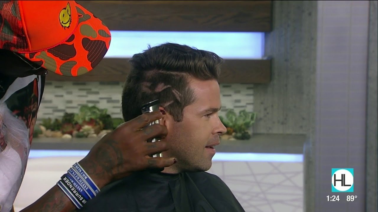 Dennis Rodman cuts host's hair on live TV | HOUSTON LIFE | KPRC 2