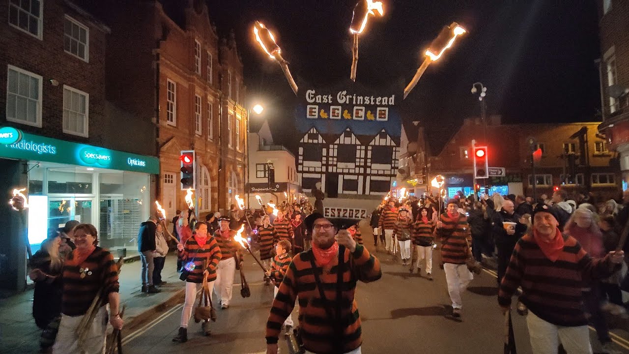 East Grinstead Community Bonfire Procession Sat 19th Oct 2024