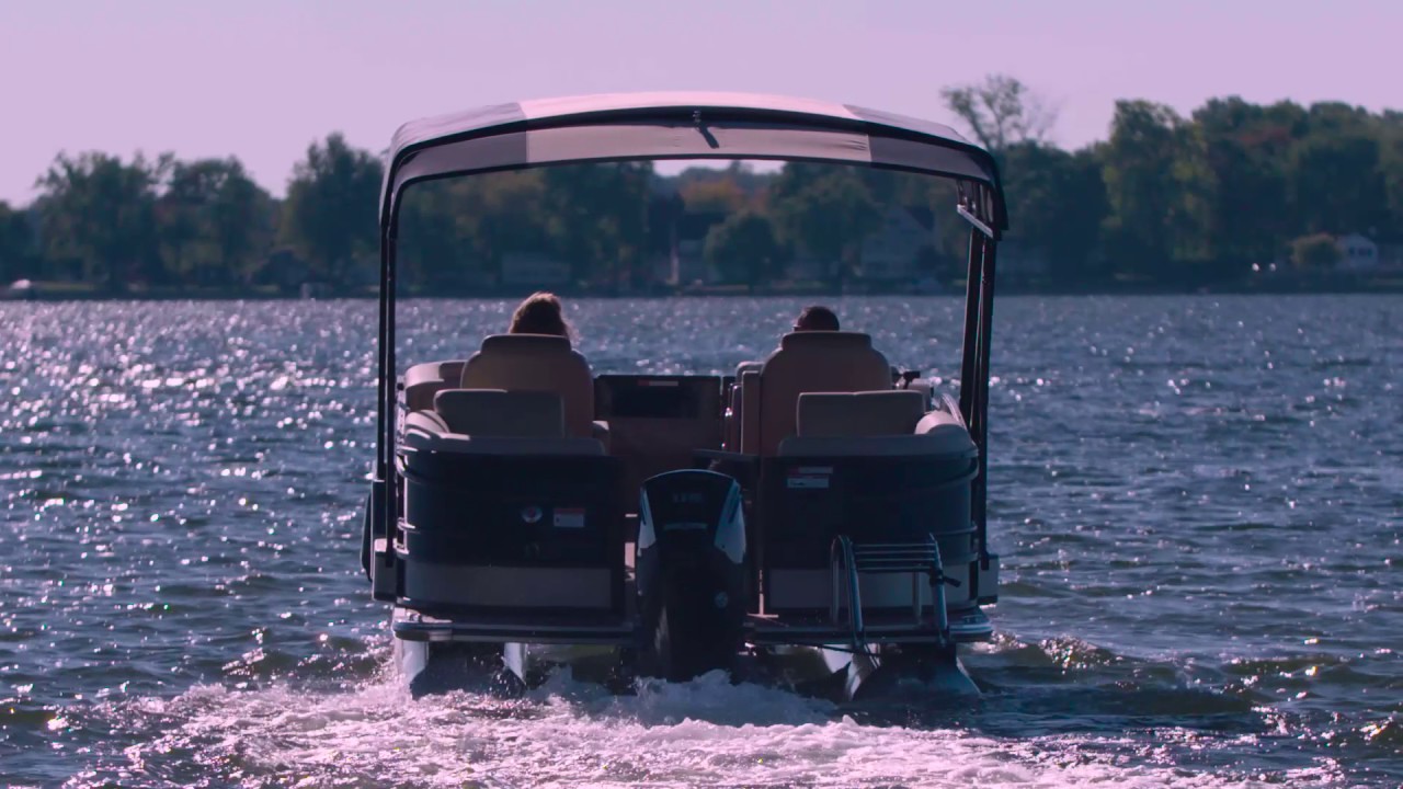 Easy Cover, An Automatic Pontoon Boat Cover System