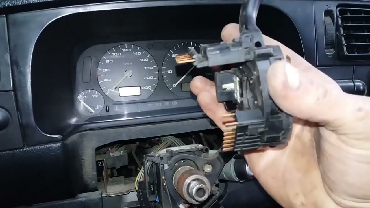 Volkswagen Golf 3. Как заменить радиатор печки.
