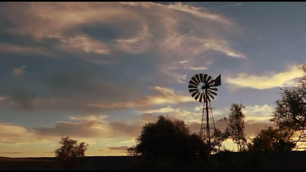 Karoo windmill timelapse