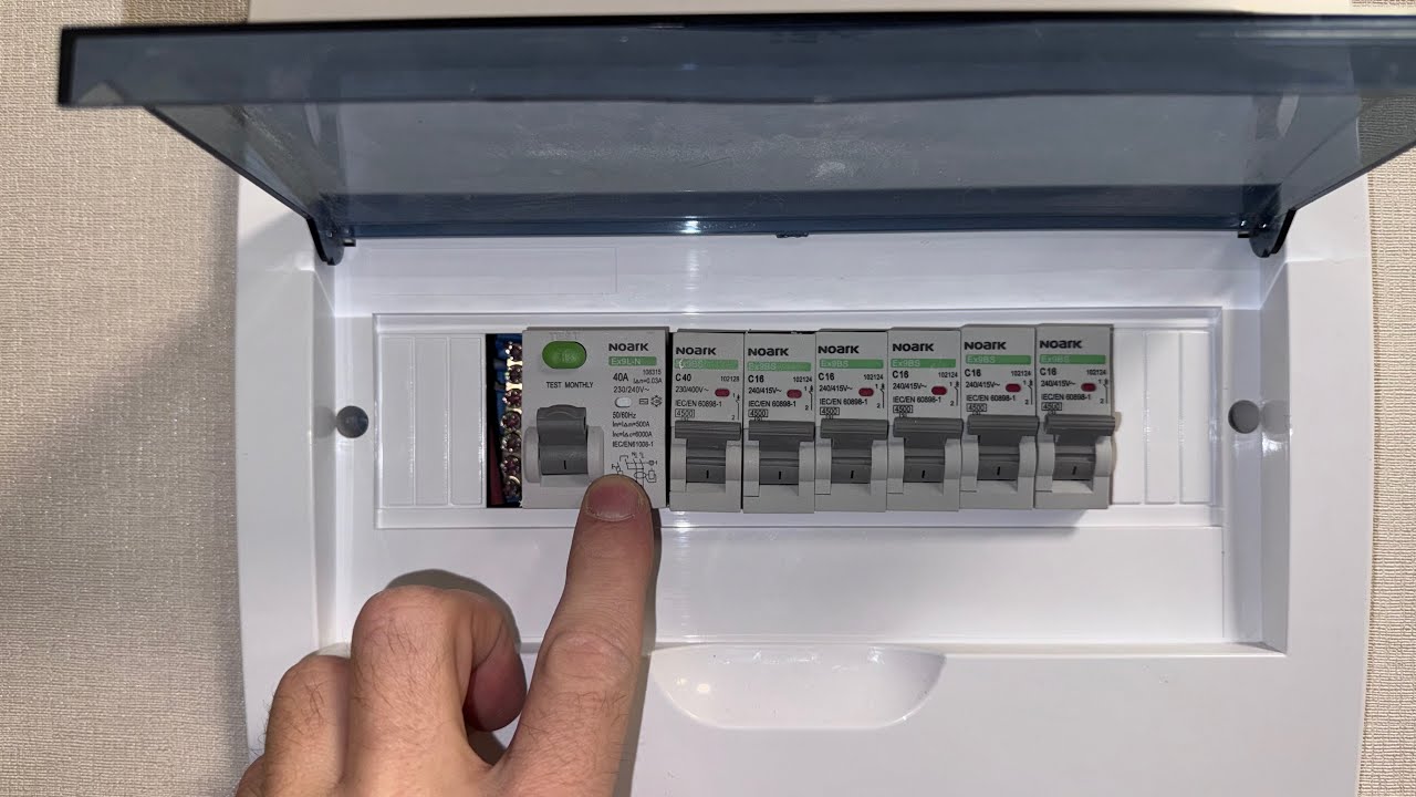 Постоянно выбивает УЗО! Нашёл, в чём проблема ⚡️ Срочный вызов электрика!