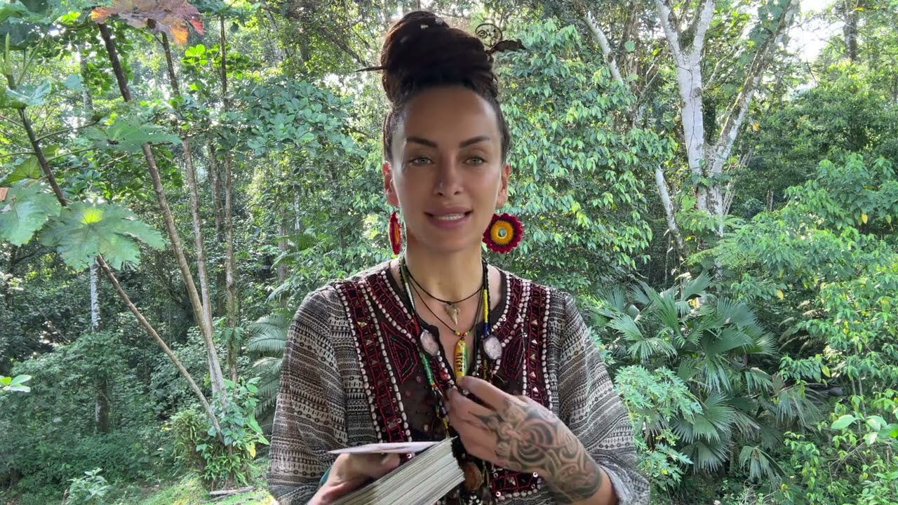Leu ♌️ Uniune Spirituala🪶Un Admirator Secret Nu Mai Rezistă Sentimentelor❤️ Îți Dezvăluie Ce Simte ✨