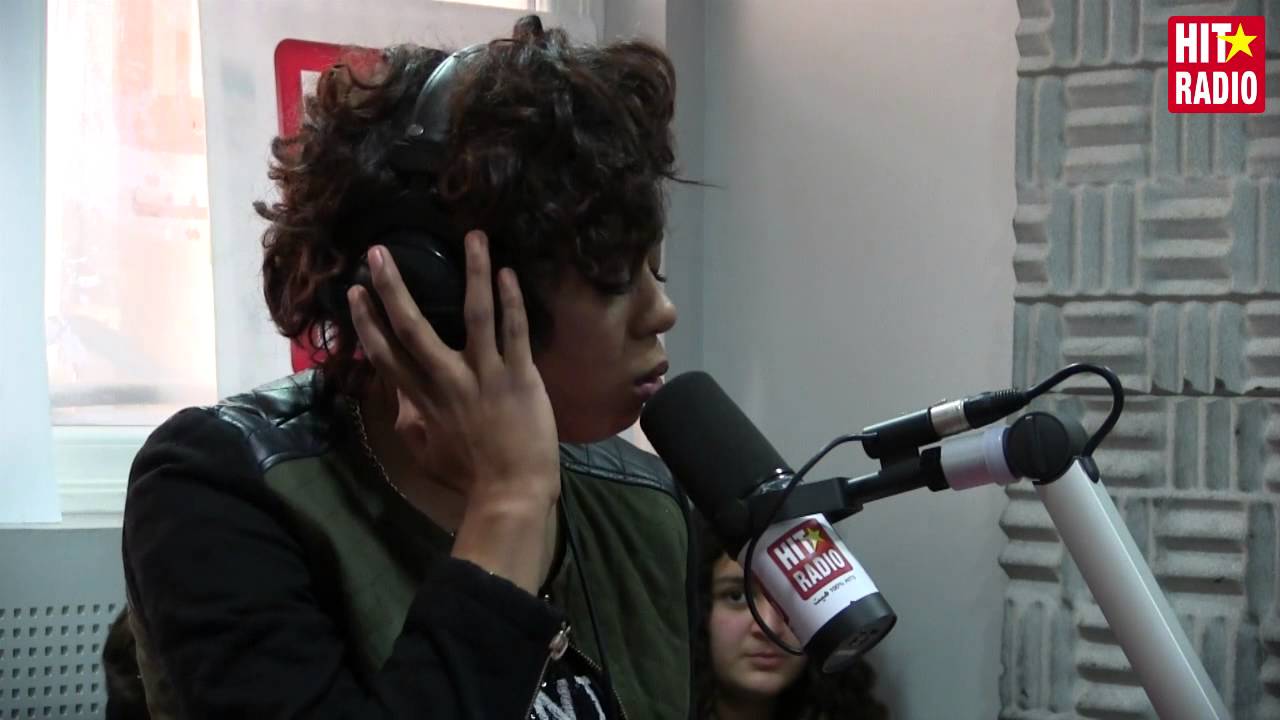 Khaoula El Moujahid dans le Morning de Momo sur HIT RADIO - 06/03/15