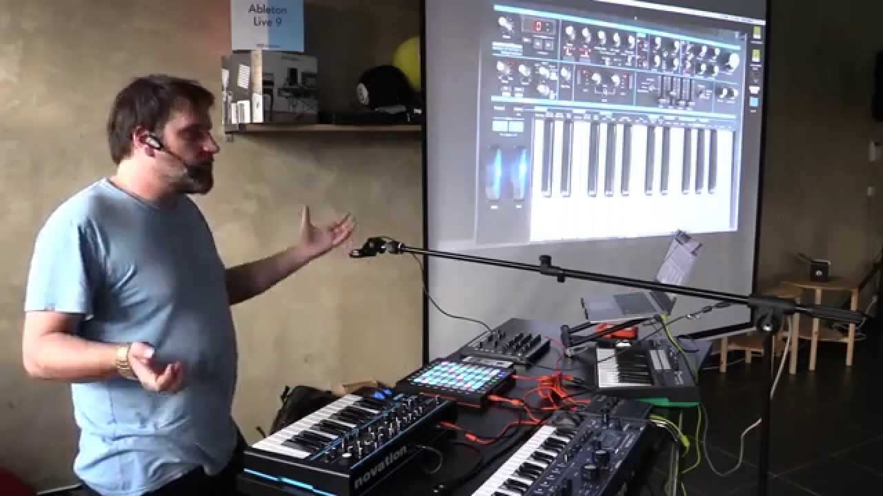 Novation elektronick&yacute; masaker a Ableton live workshop