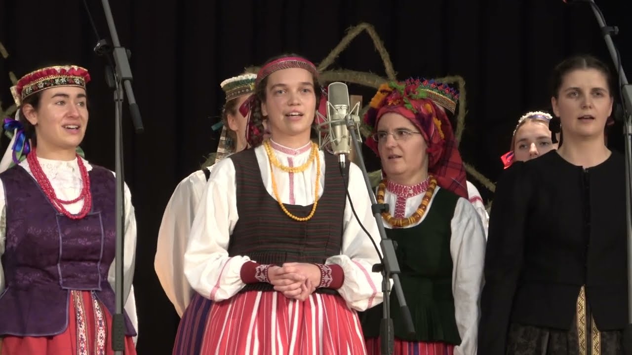 „Gėist vuolungelė“. Vilniaus universiteto folkloro ansamblis „Ratilio“. Kaune 2023 10 20