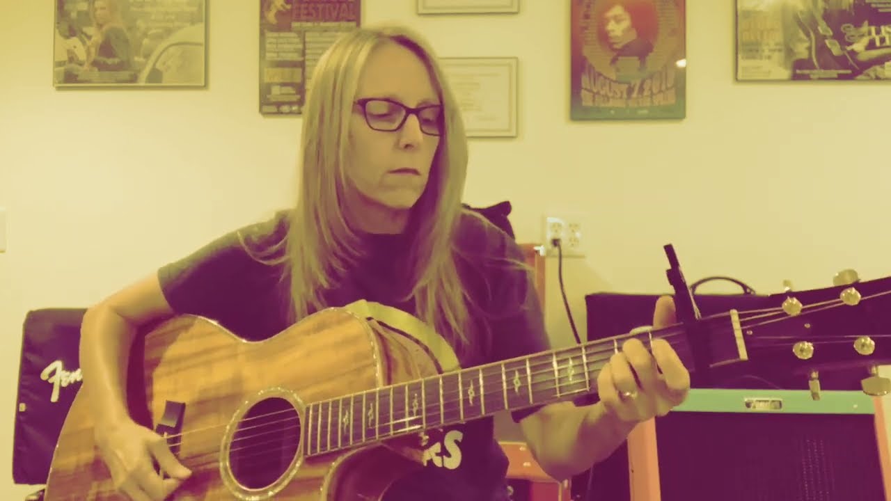 Lisa Lim - I Shall Believe acoustic cover ( Sheryl Crow)