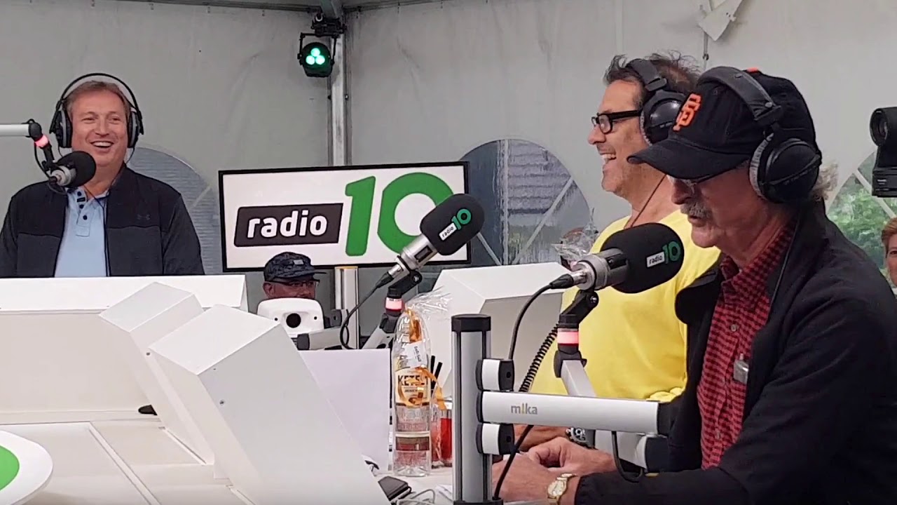 Somertijd Klassieker: Japie Kat en de rest met de verkeersinformatie