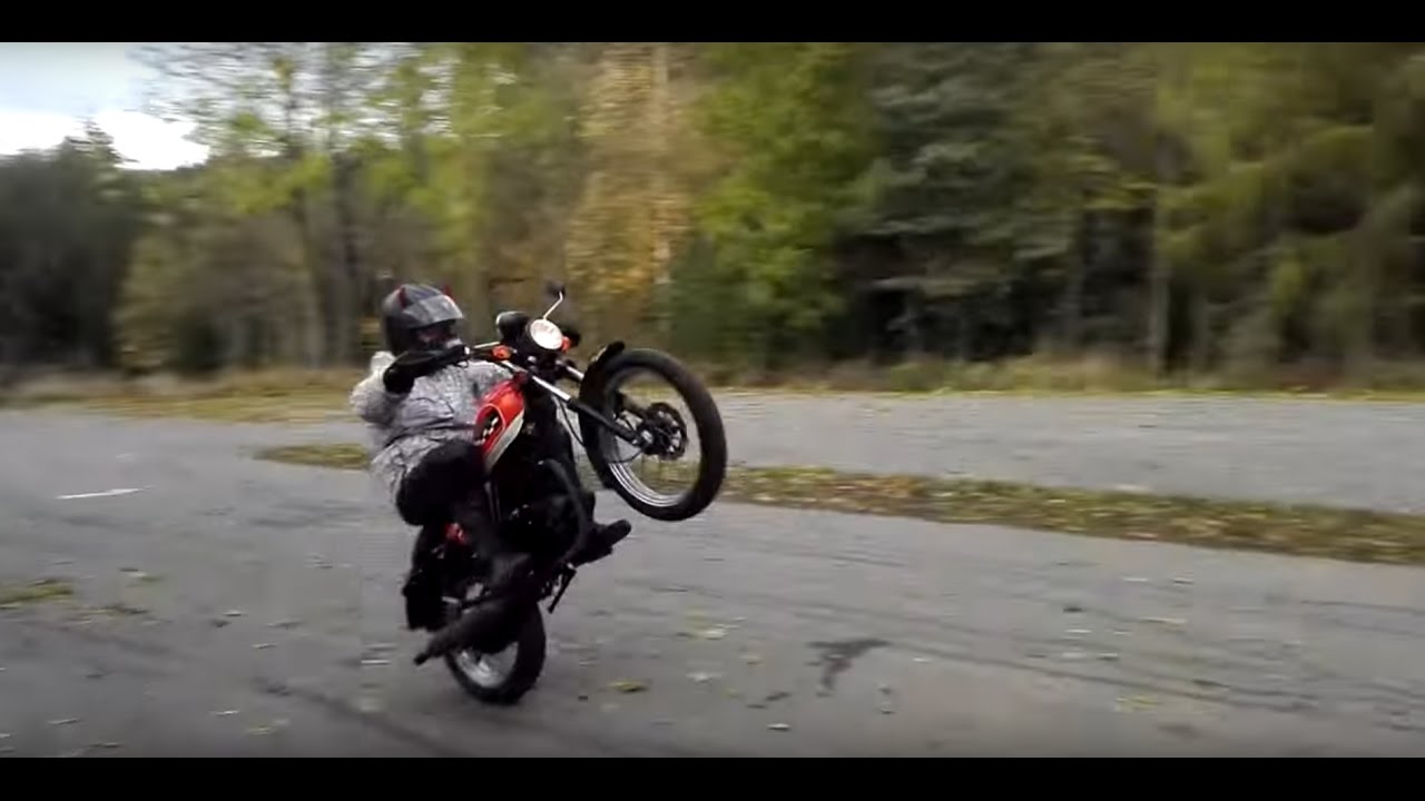 Yuki 125 wheelie crash