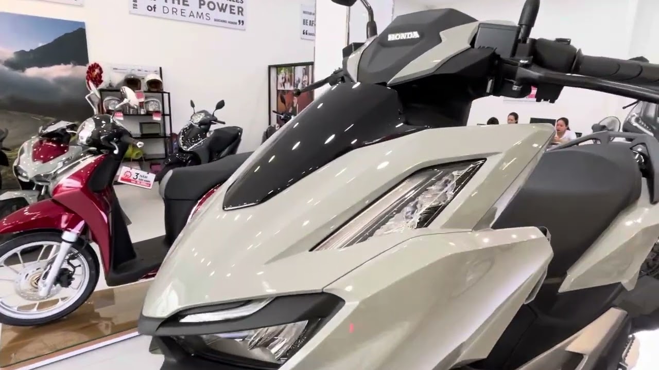 Vario160cc - so sánh với đàn em Vario125cc