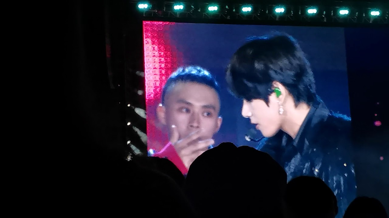 261019 BTS Speak Yourself [The Final] Tour Day 1 - Taehyung's Singularity #BTS #Taehyung #V #Fancam