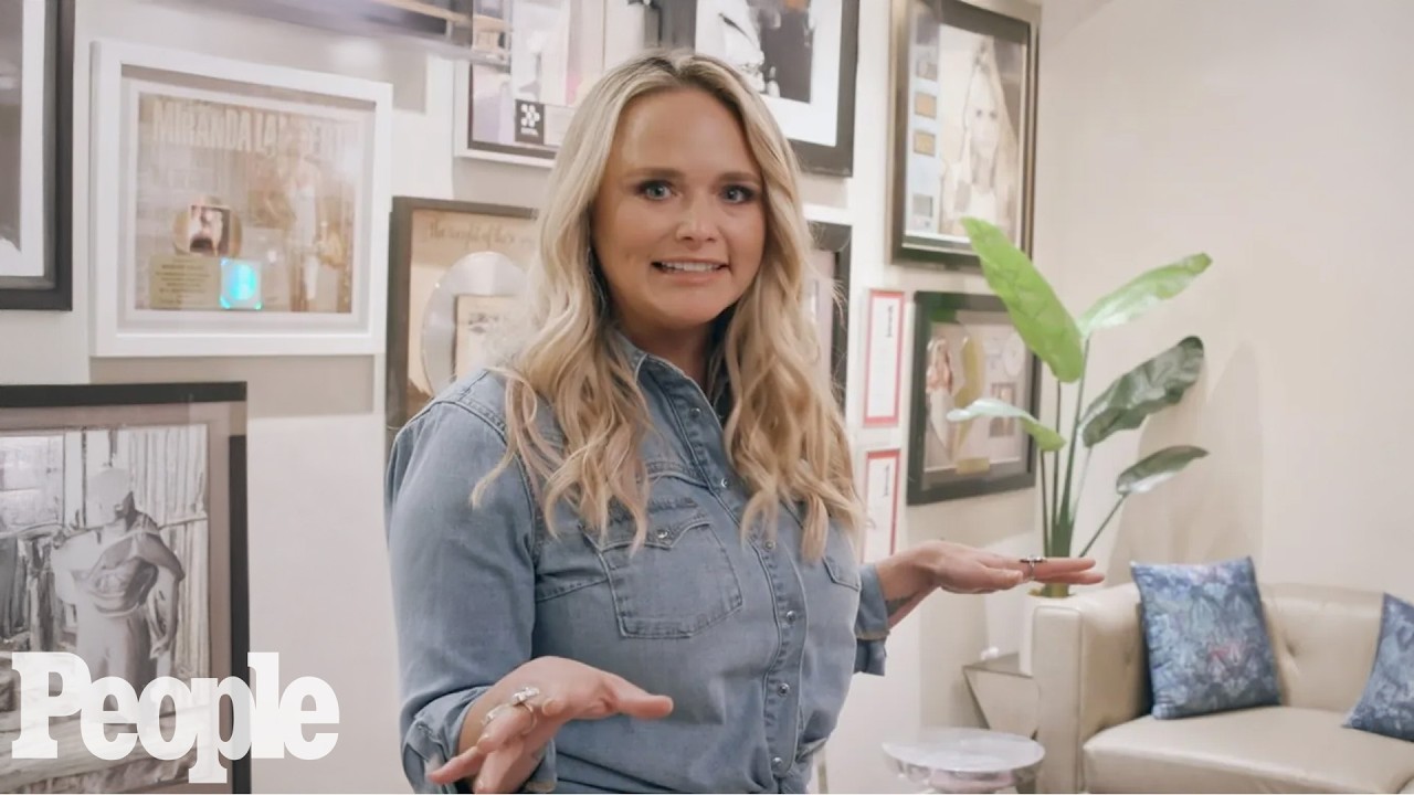 Miranda Lambert Shows Off Her 