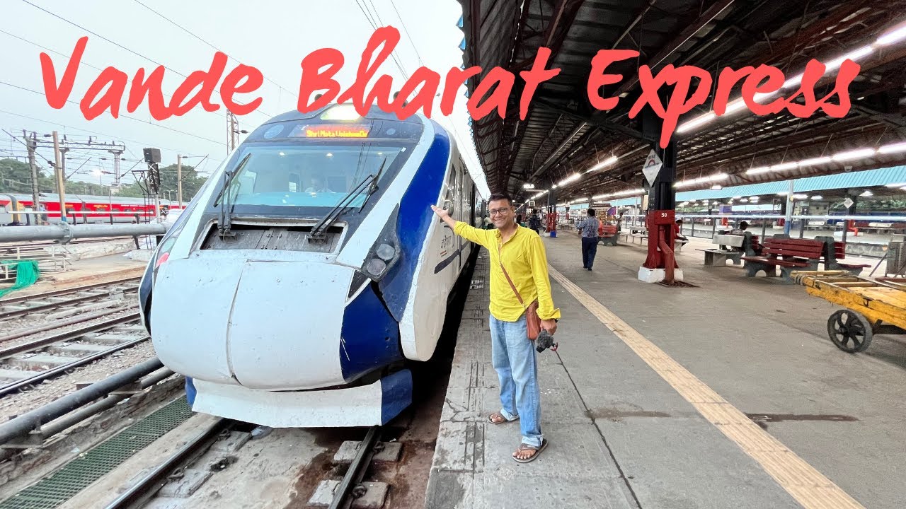 22439 UP Vande Bharat Express | New Delhi to Katra | Fastest train in India Train 18 | Train Journey
