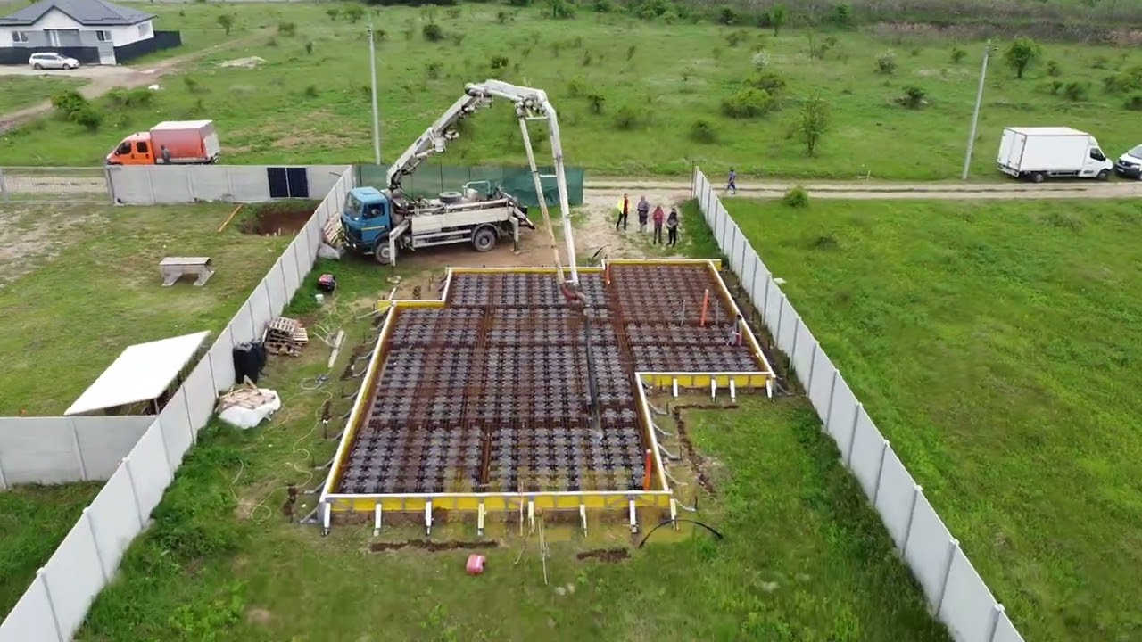 Șuruburi Fundație cu Placa Aerata NZEB Construct