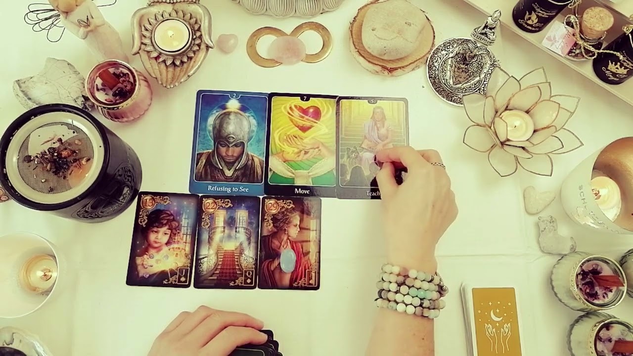 ❤️Jemand kann seinen Gefühlen nicht länger ausweichen🙈🫂Der Seelenblick ❤️#kartenlegung #Liebe #tarot
