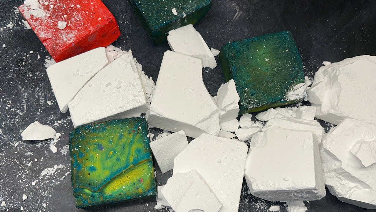 Gym chalk samples 2 textures super soft and gritty soft (dense powdery)