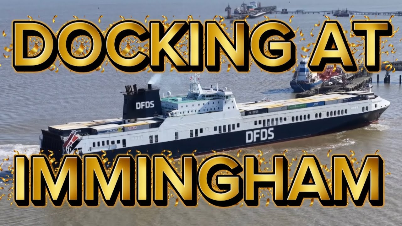 SHIP DOCKING AT IMMINGHAM PORT