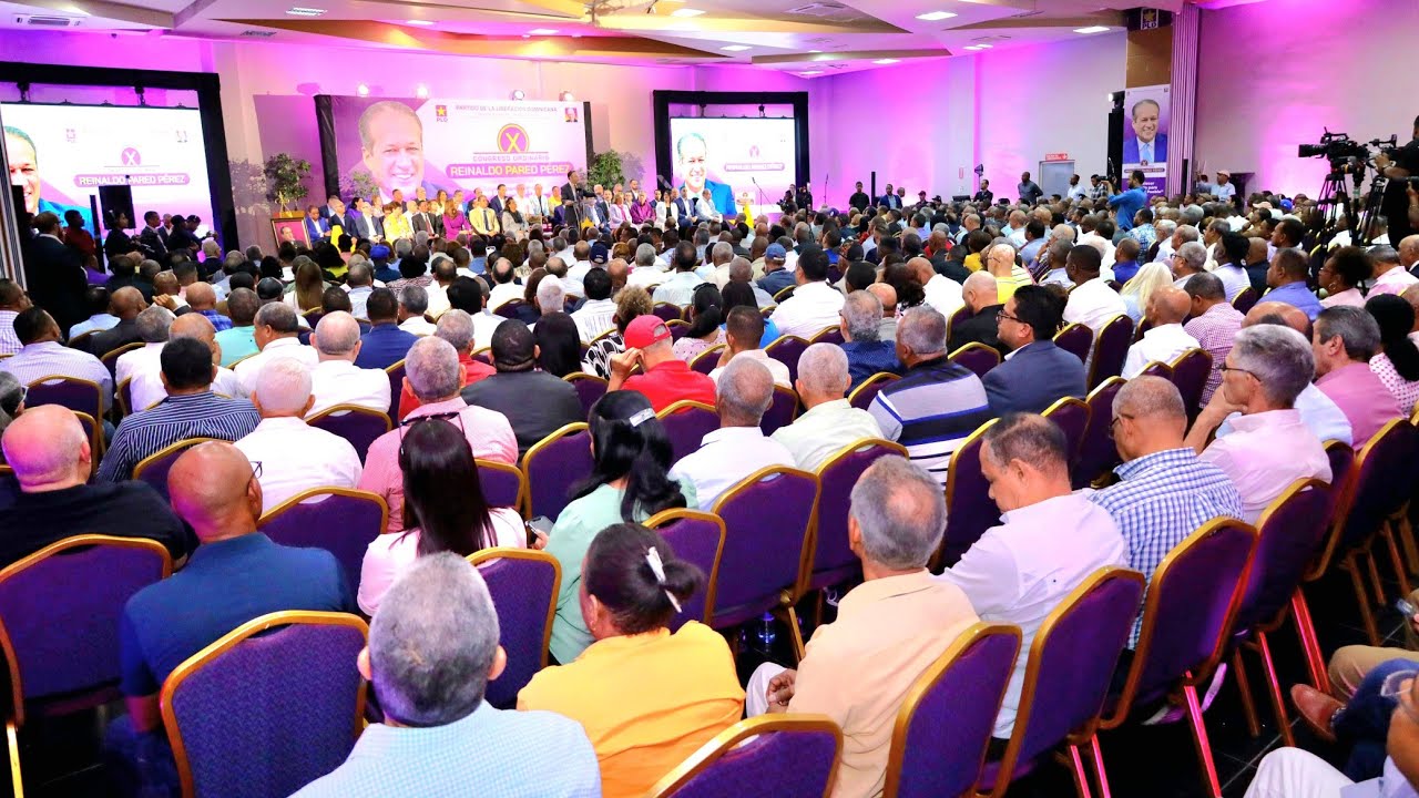 Plenaria Clausura del X Congreso Reinaldo Pared Pérez