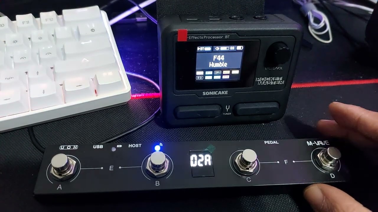 Controlador chocolate subindo e descendo  efeitos e atuando no looper na Pocket Master - Tutorial