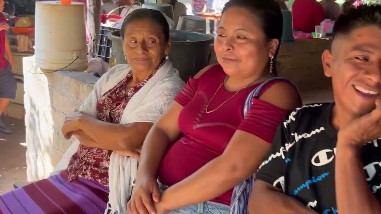 convivo victorio y aurelia san juan colorado oaxaca
