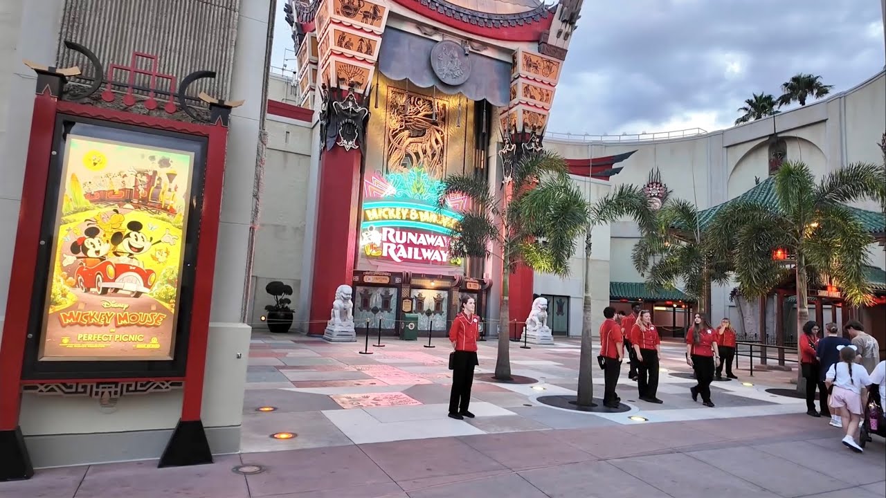 Lightning Filled Night At Disney’s Hollywood Studios -Ride Closures & Short Wait Times / Park Update