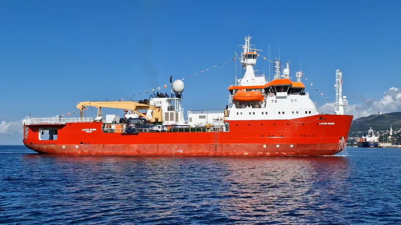 N/R Laura Bassi Icebreaker Research Vessel - Trieste 27/09/2024