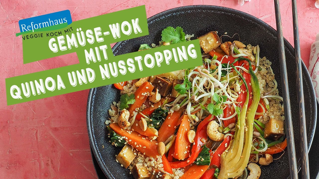 Gem&uuml;se-Wok mit Mungbohnensprossen, Quinoa und w&uuml;rzigem Nusstopping_Rezeptvideo | Reformhaus&reg;