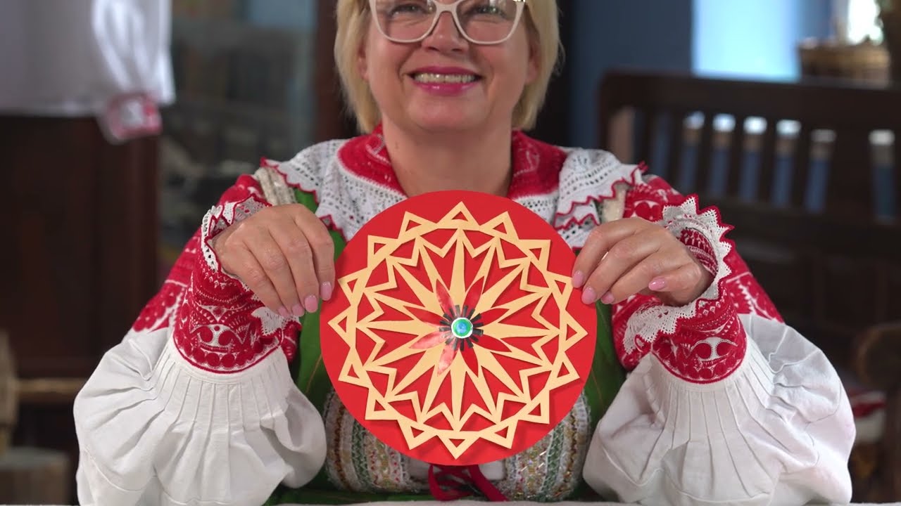 GWIAZDA - wycinanka kurpiowska z Puszczy Białej (Beata Pasińska - twórczyni ludowa)