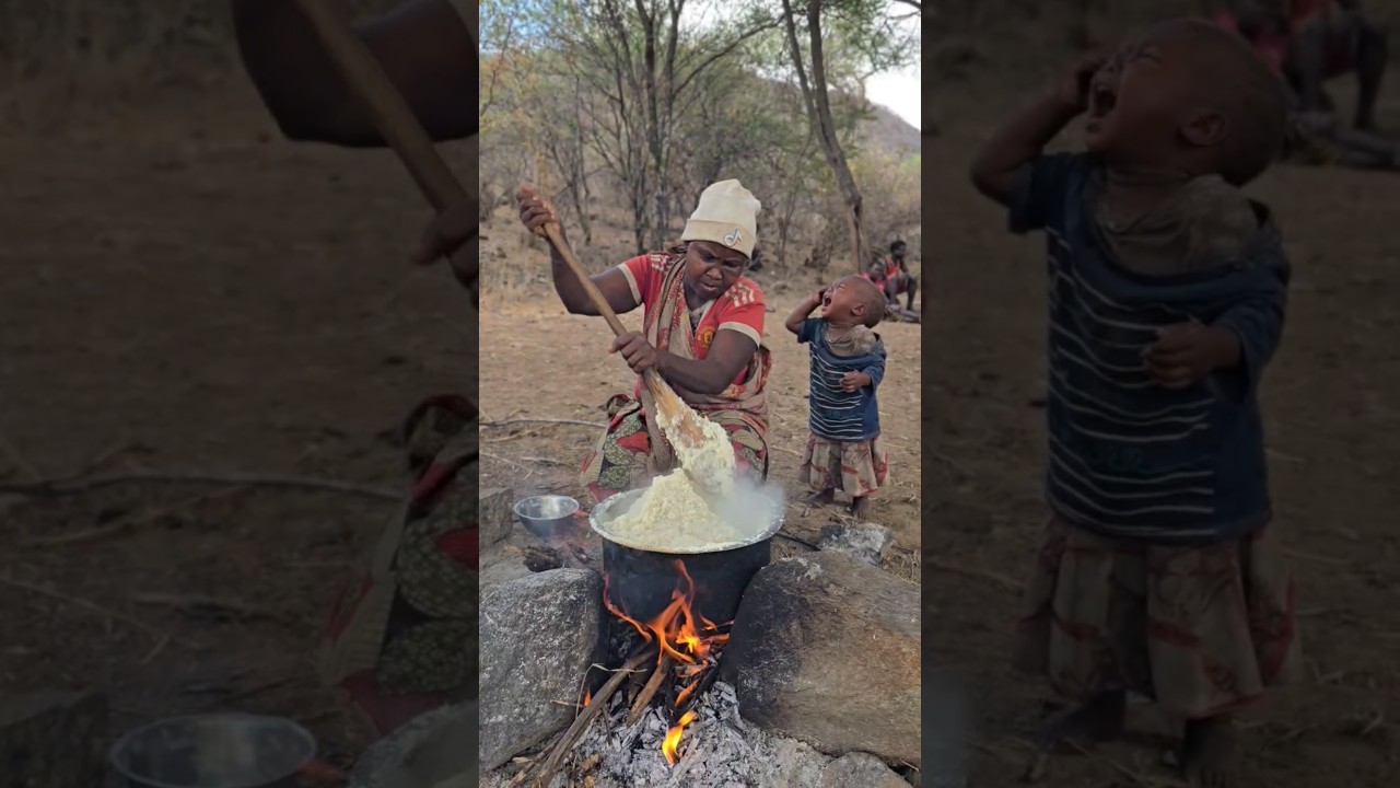 Hadzabe Tribe Woman Prepare Ugali for Kod in The Wild#shortsfeed #hadzabetribe