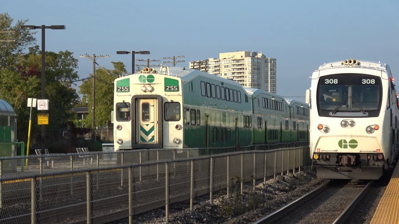 (4K!) TRIPLE MEET?! Old cab car!! VIA and GO Trains at Scarborough GO Station!