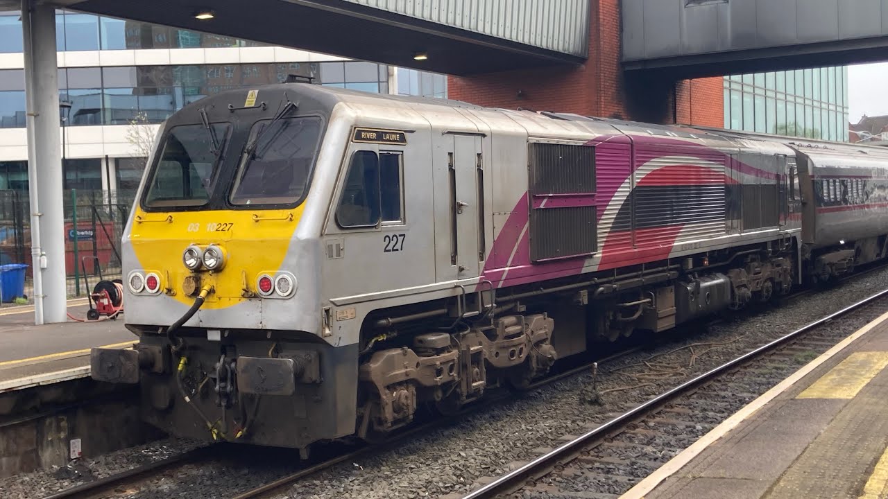 Trains at Belfast Lanyon Place Train Station (15/4/23)